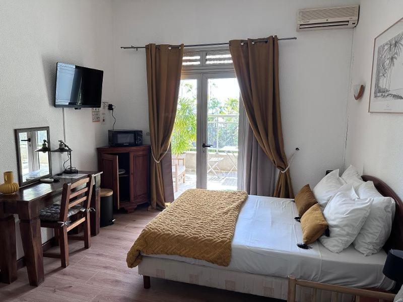 Hotel Residence Le Phoenix سانت بيير المظهر الخارجي الصورة