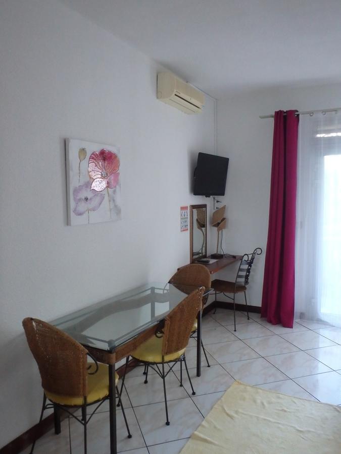 Hotel Residence Le Phoenix سانت بيير المظهر الخارجي الصورة